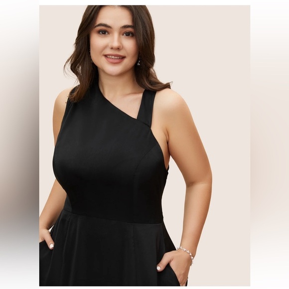 BloomChic Plus Size 2XL Solid Asymmetrical Neck Split Hem Dress us18-20 - Picture 3 of 7